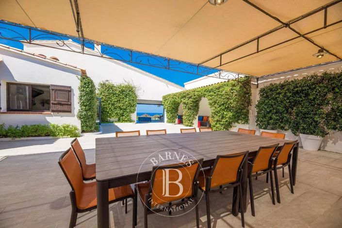 Image No.23-6 Bed House for sale