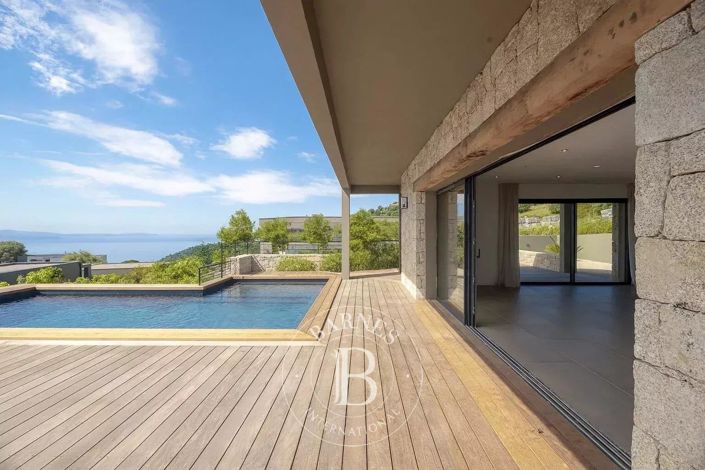 Image No.1-3 Bed House for sale