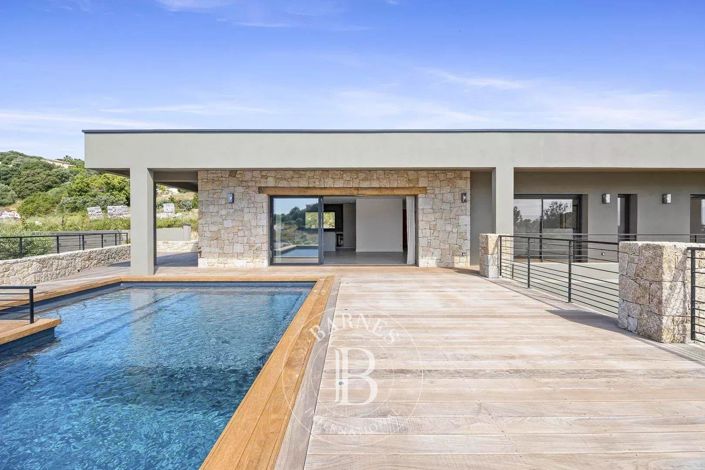 Image No.3-3 Bed House for sale