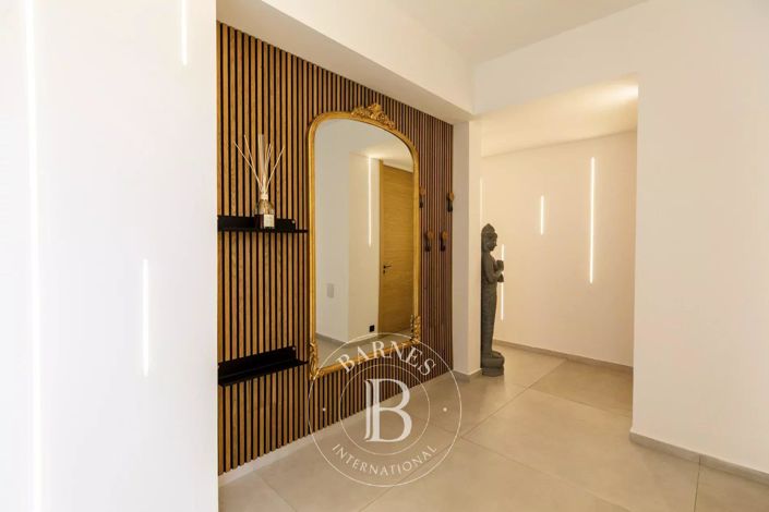 Image No.4-3 Bed House for sale