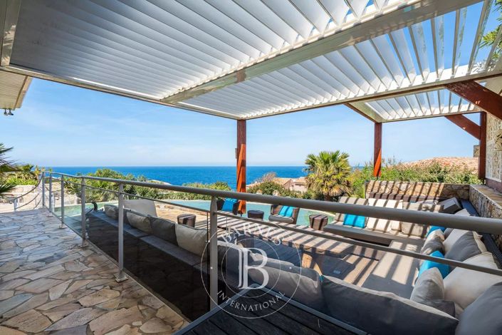 Image No.3-7 Bed House for sale