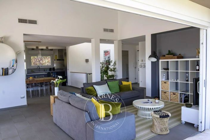 Image No.3-House for sale