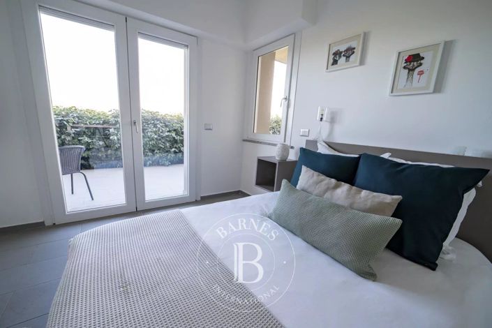 Image No.5-House for sale