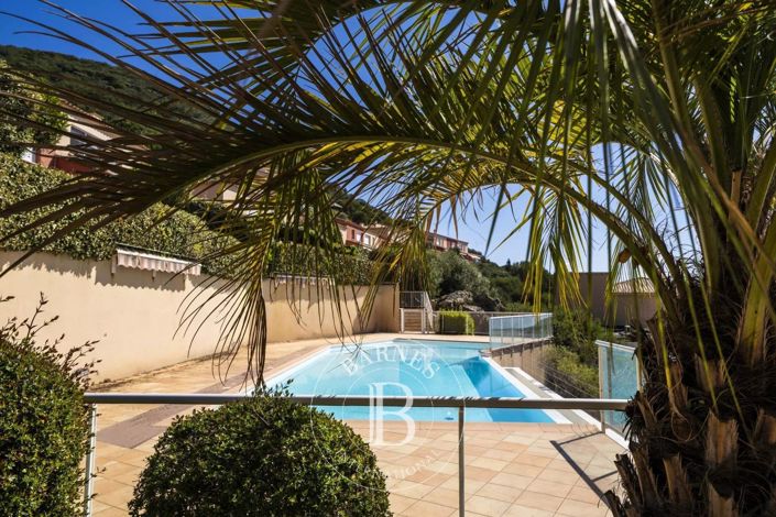 Image No.14-3 Bed House for sale