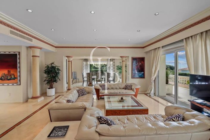 Image No.13-5 Bed House for sale