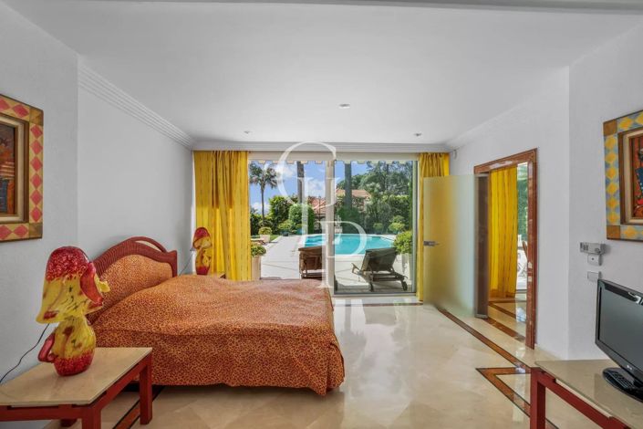 Image No.25-5 Bed House for sale