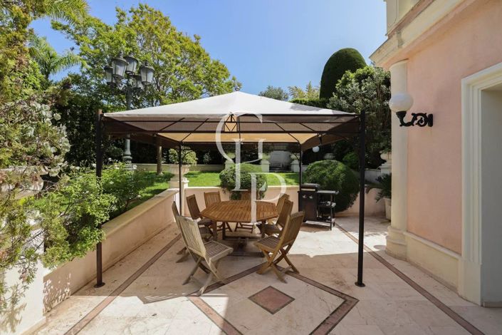 Image No.6-5 Bed House for sale