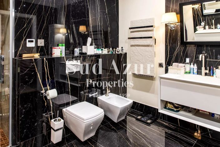 Image No.15-House for sale