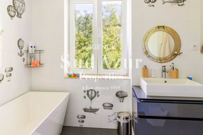 Image No.22-House for sale