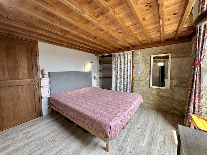 Image No.10-2 Bed House for sale