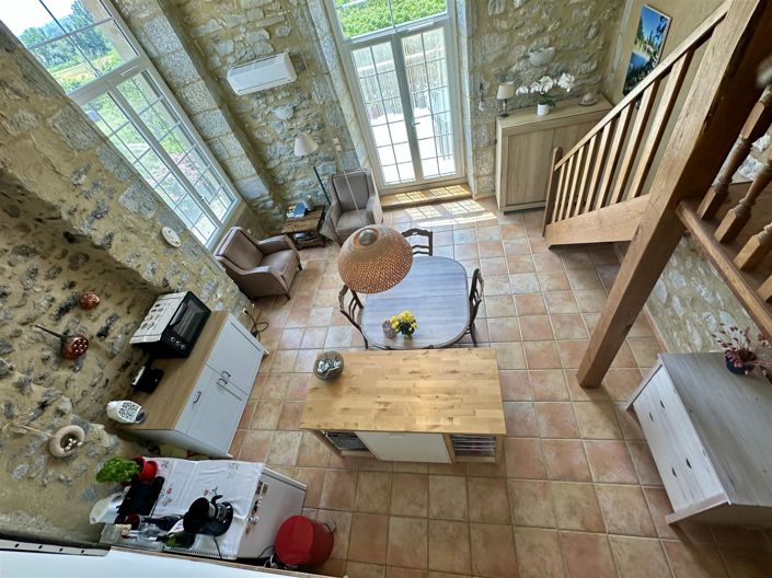 Image No.18-2 Bed House for sale