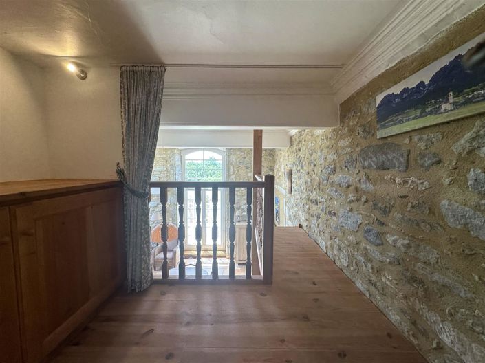 Image No.25-2 Bed House for sale