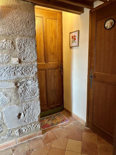 Image No.7-2 Bed House for sale