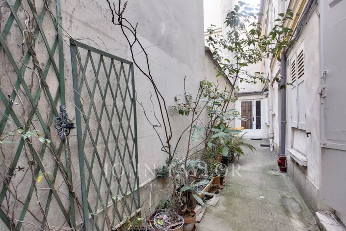 Image No.10-1 Bed Apartment for sale