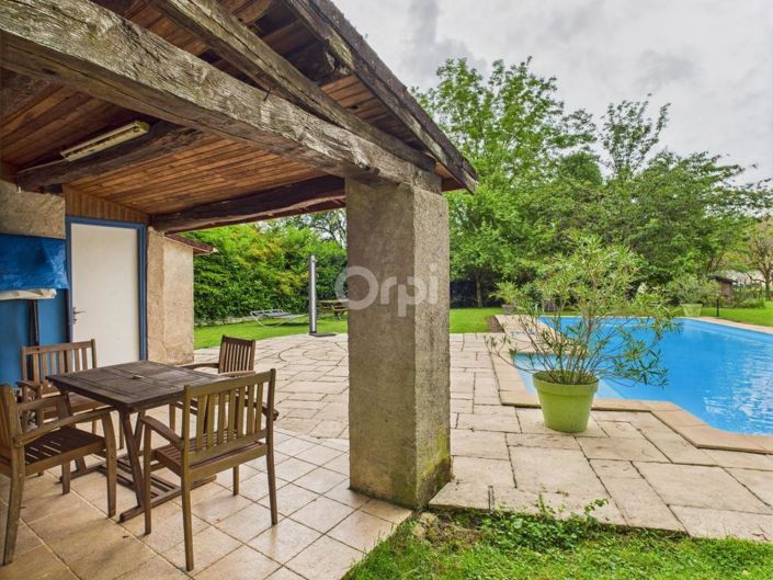 Image No.17-8 Bed House for sale