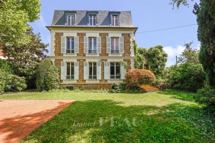 Image No.1-7 Bed House for sale