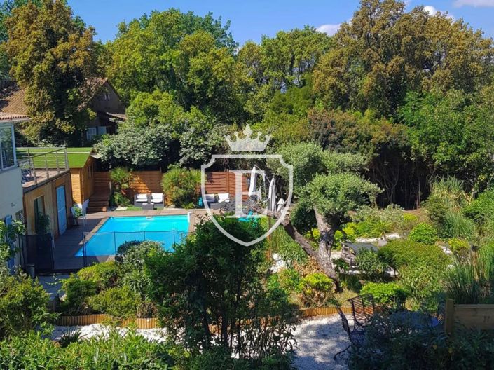 Image No.6-House for sale