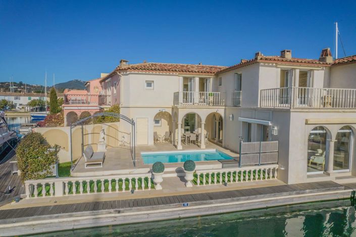 Image No.2-4 Bed House for sale