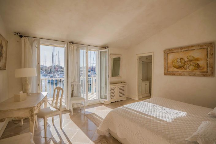 Image No.7-4 Bed House for sale