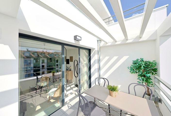 Image No.9-2 Bed Apartment for sale