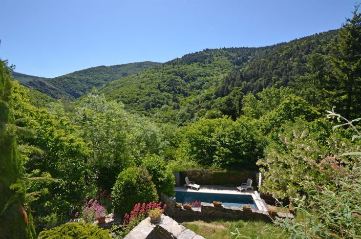 Image No.10-3 Bed House for sale