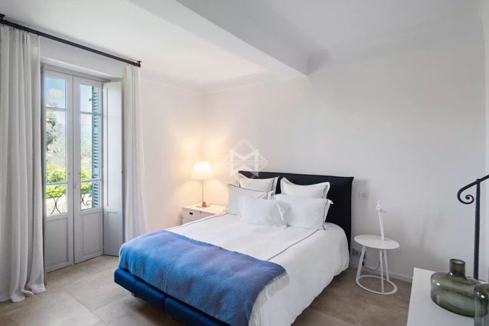 Image No.16-4 Bed House for sale