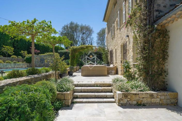 Image No.22-4 Bed House for sale