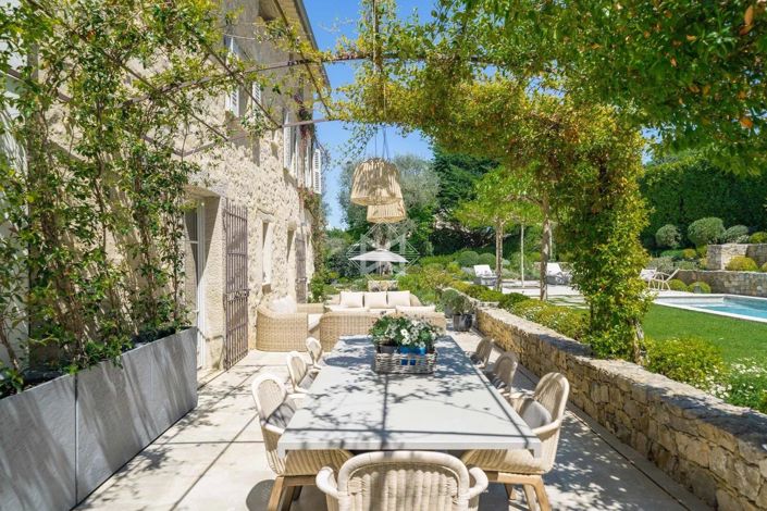 Image No.8-4 Bed House for sale