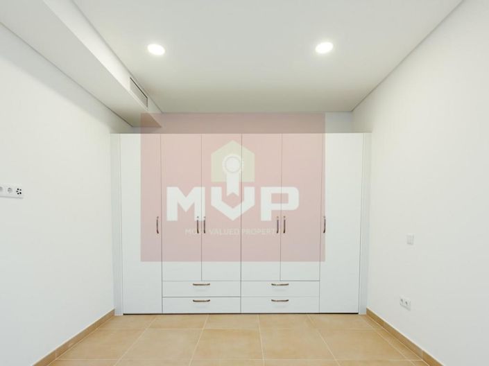 Image No.26-2 Bed Apartment for sale