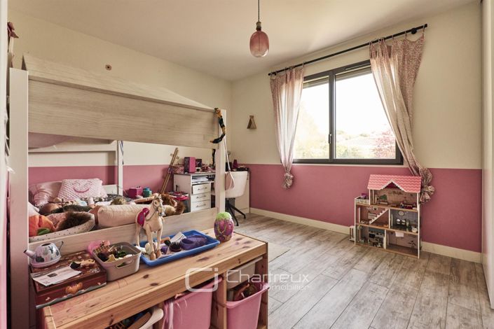 Image No.14-5 Bed House for sale