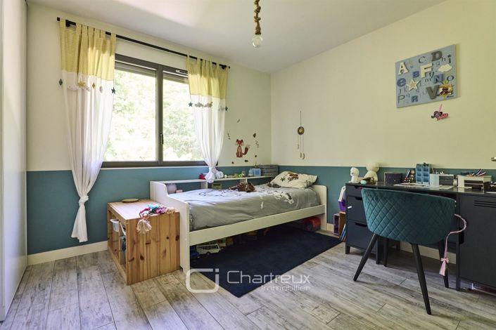 Image No.16-5 Bed House for sale