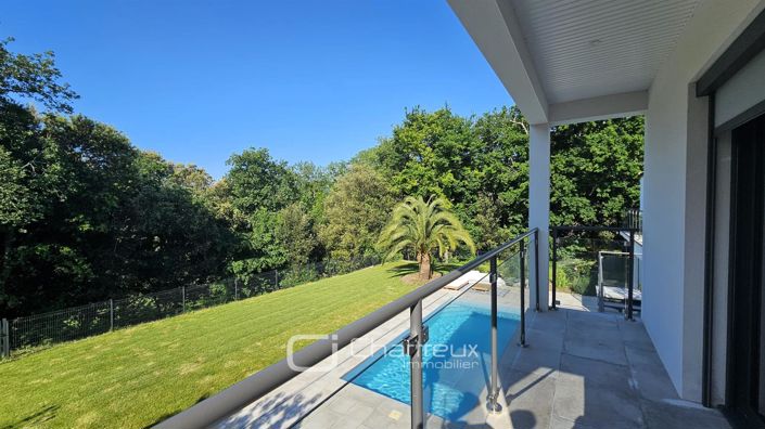 Image No.5-5 Bed House for sale