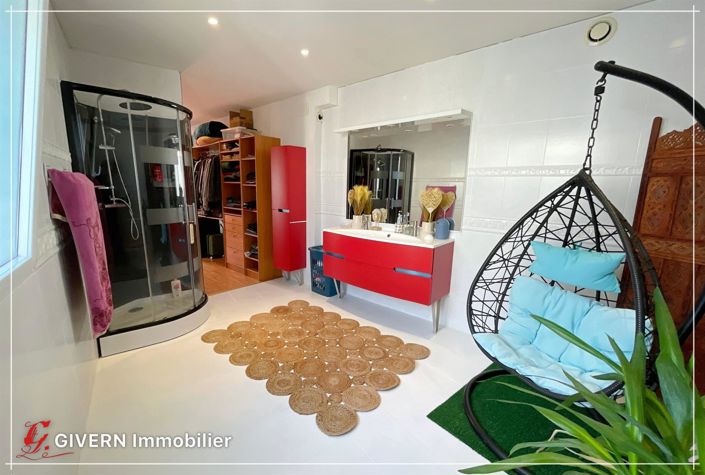 Image No.8-House for sale