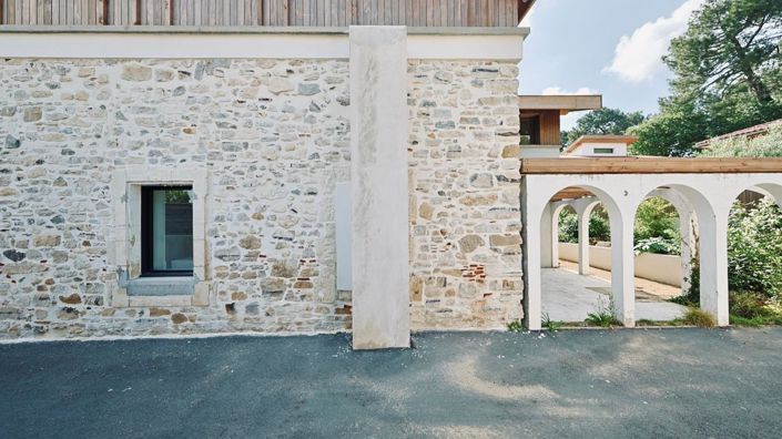 Image No.15-4 Bed Property for sale