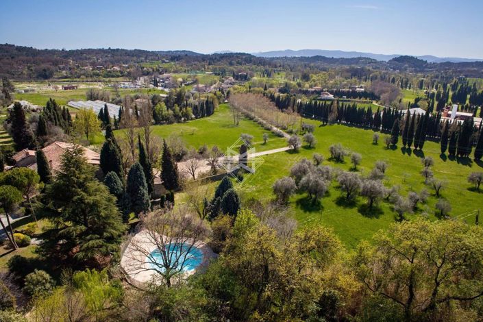 Image No.3-10 Bed House for sale