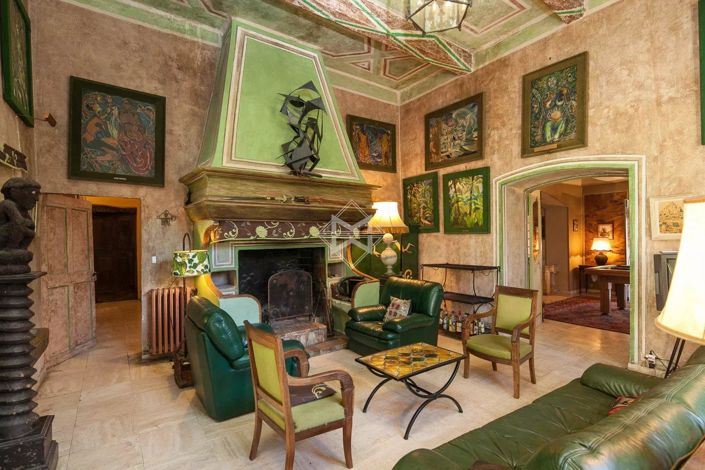 Image No.9-10 Bed House for sale