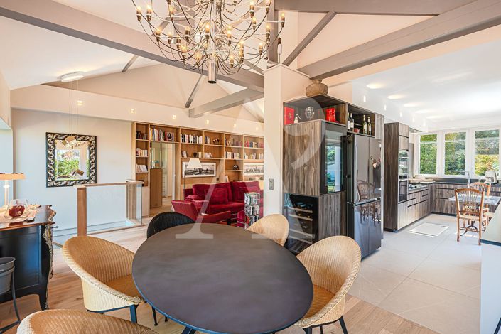 Image No.7-3 Bed Property for sale