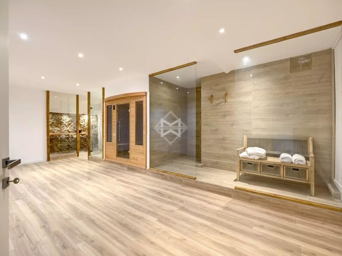 Image No.11-6 Bed House for sale