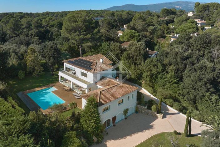 Image No.1-6 Bed House for sale