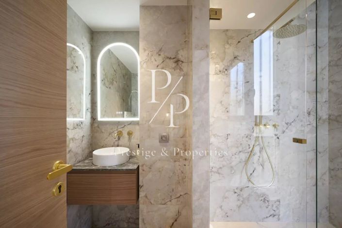 Image No.8-3 Bed Apartment for sale