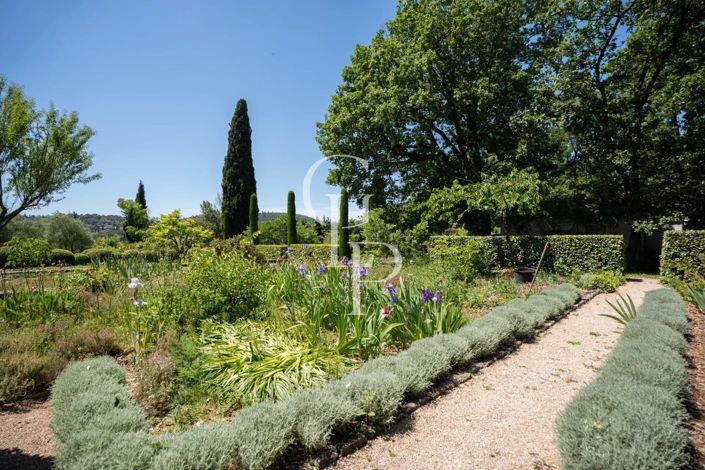 Image No.17-8 Bed House for sale