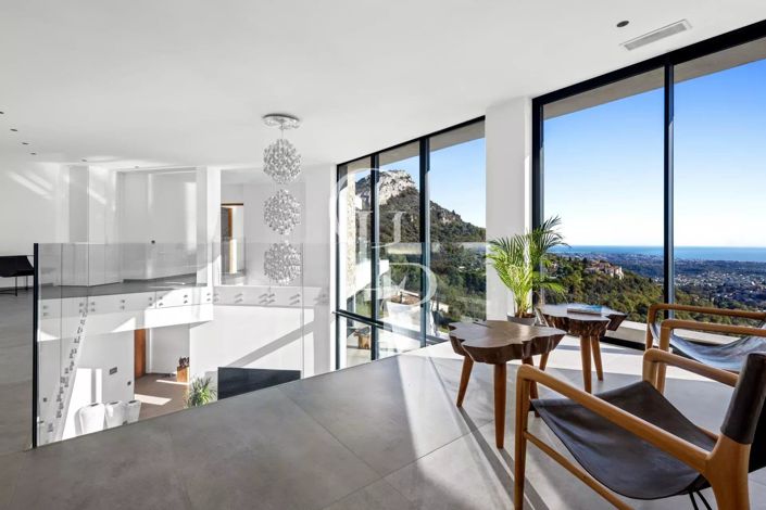 Image No.16-5 Bed House for sale