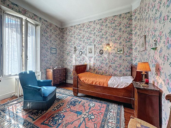 Image No.14-3 Bed House for sale