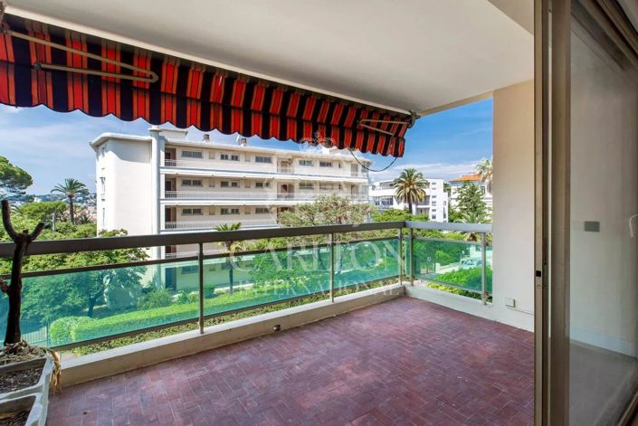 Image No.1-3 Bed Apartment for sale