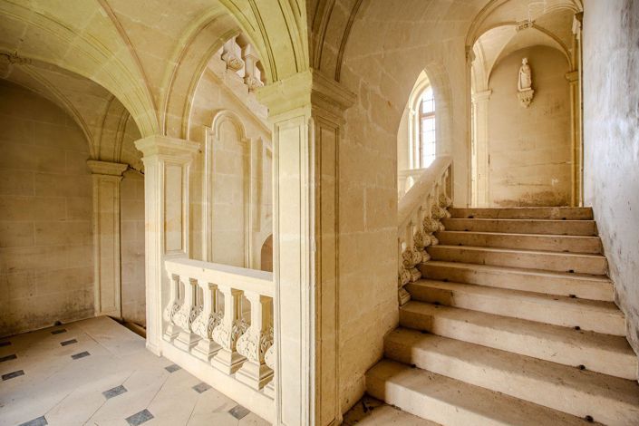 Image No.6-8 Bed Property for sale