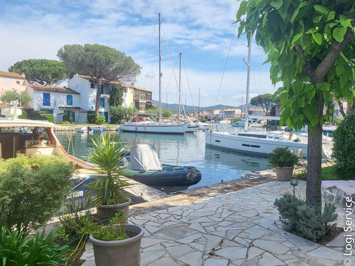 Image No.2-6 Bed House for sale