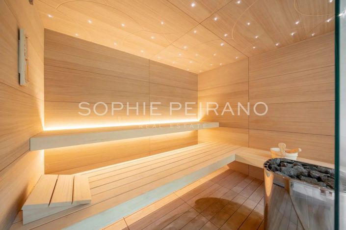 Image No.7-6 Bed House for sale