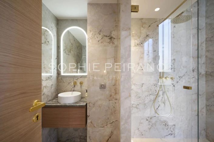 Image No.8-3 Bed Apartment for sale