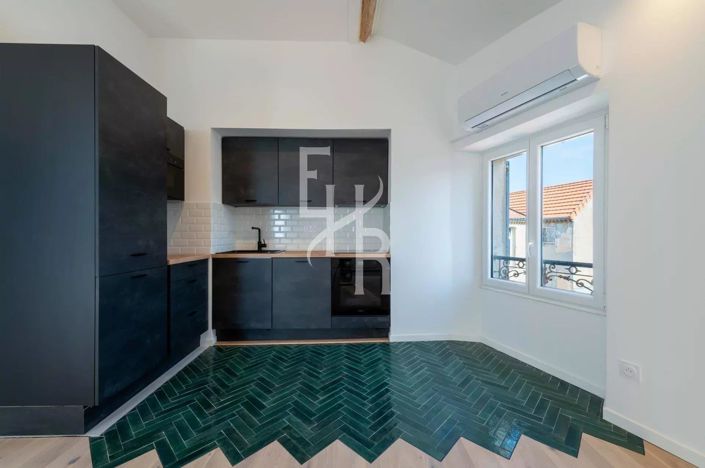 Image No.14-2 Bed Apartment for sale