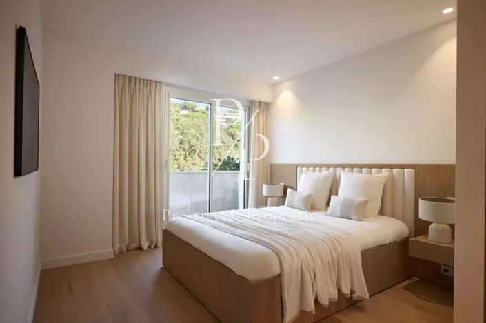 Image No.13-4 Bed Apartment for sale